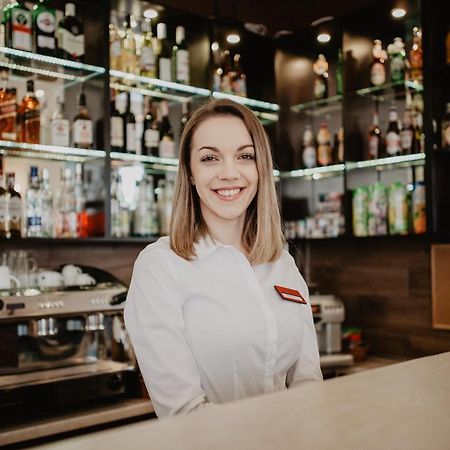 Hotel Zacisze Bratkowice 外观 照片